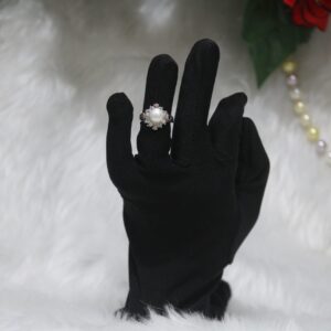 Pearl Ring with Floral Design - A beautifully crafted pearl ring featuring an elegant floral-inspired design, perfect for any special occasion or daily wear.