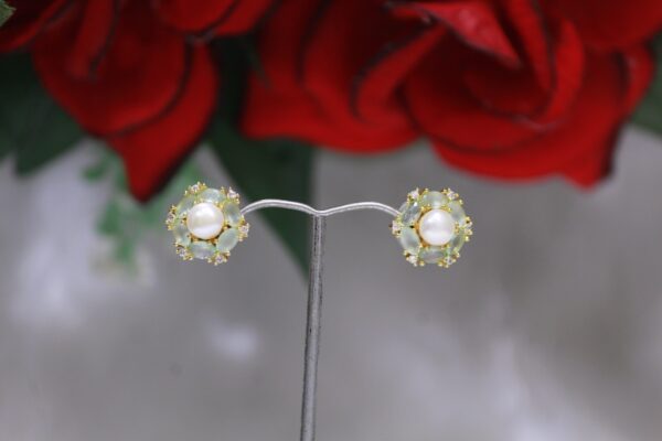 Pearl Stud Earrings with Green Stone Halo - Elegant pearl studs featuring a stunning green stone halo for a timeless, sophisticated design.