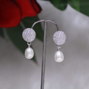Pearl Drop Earrings with Circular Design - Elegant pearl drop earrings featuring a minimalist circular design for versatile and timeless style.
