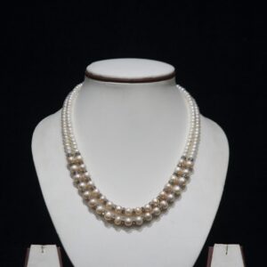 Two-Layered Pearl Necklace Set - A stunning double-layer pearl necklace that offers a sophisticated and elegant look, perfect for any formal or casual occasion.