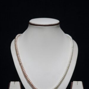 Two-Tone Pearl Necklace Set - A sophisticated jewelry set featuring a blend of two-tone pearls, offering a modern twist on classic elegance.