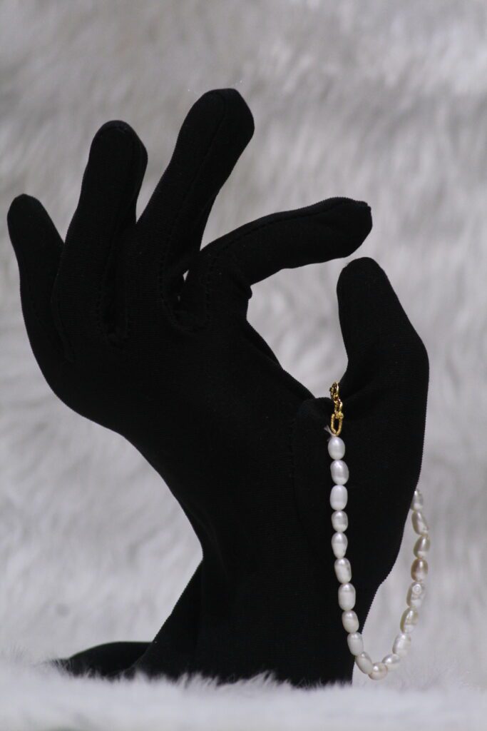 Delicate Pearl Bracelet