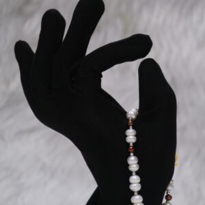Pearl Bracelet with Brown Accents