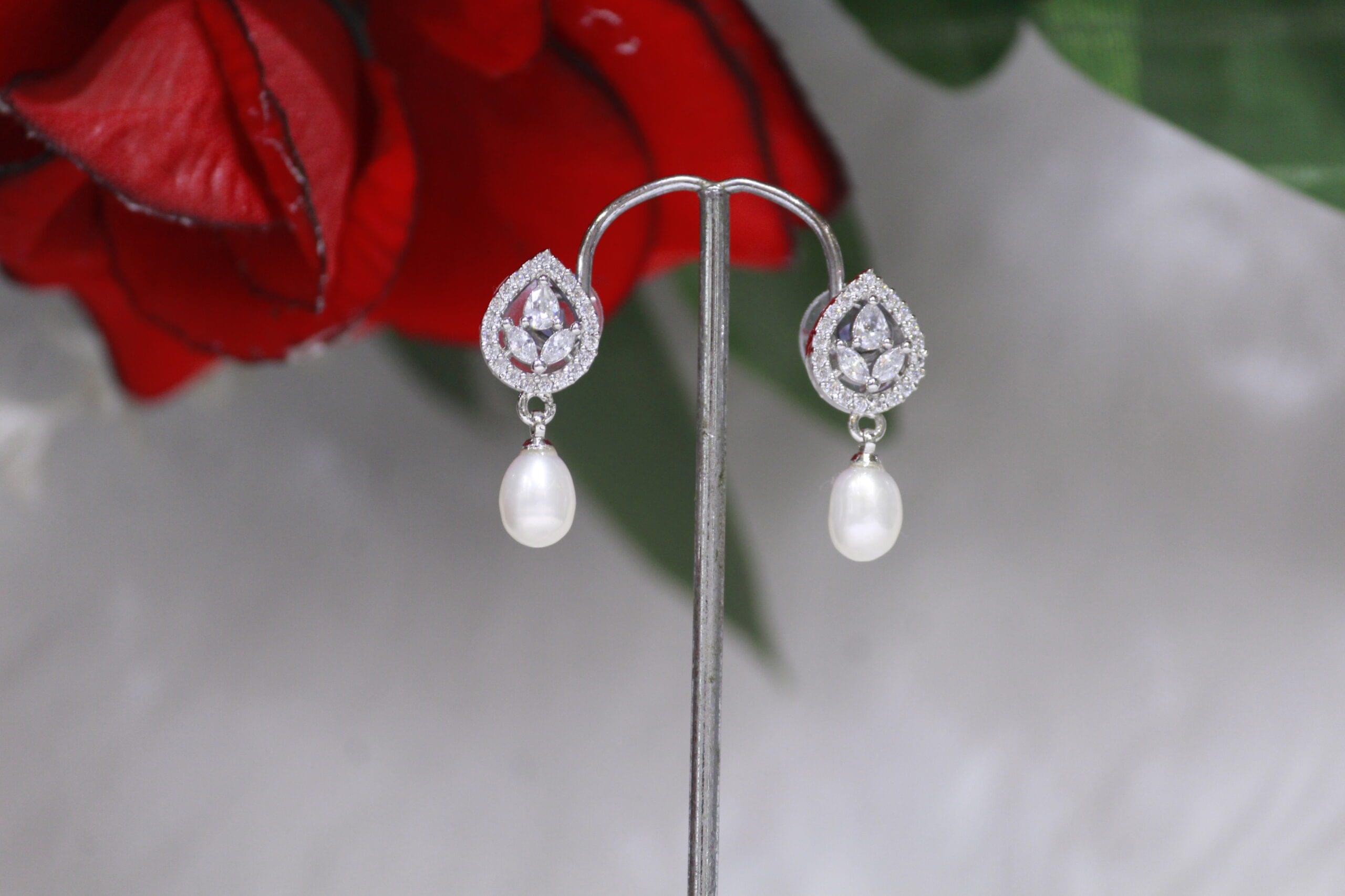 Pearl Drop Earrings with Teardrop Design - Stunning earrings featuring elegant pearl drops framed in a graceful teardrop design, perfect for timeless sophistication.
