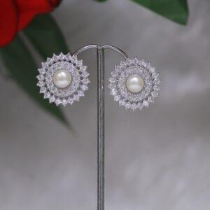 Pearl Stud Earrings with Circular Design - Timeless pearl stud earrings featuring an elegant circular design for versatile style and classic charm.