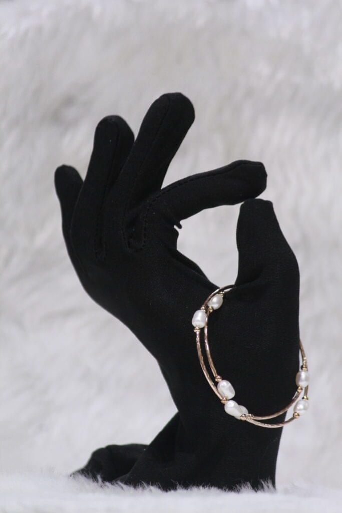 Elegant Pearl Bracelet